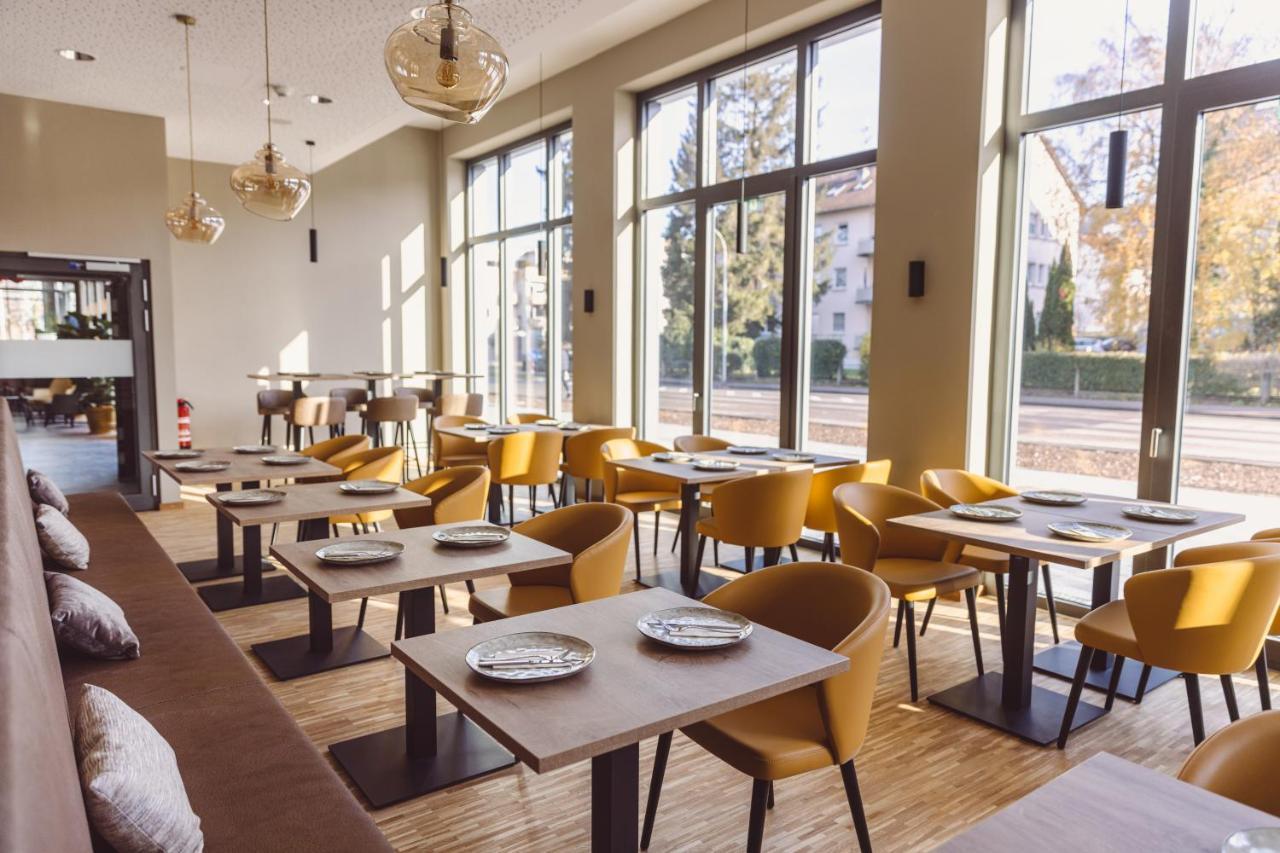 Hotel Libertas Elements Pure Merzhausen Extérieur photo