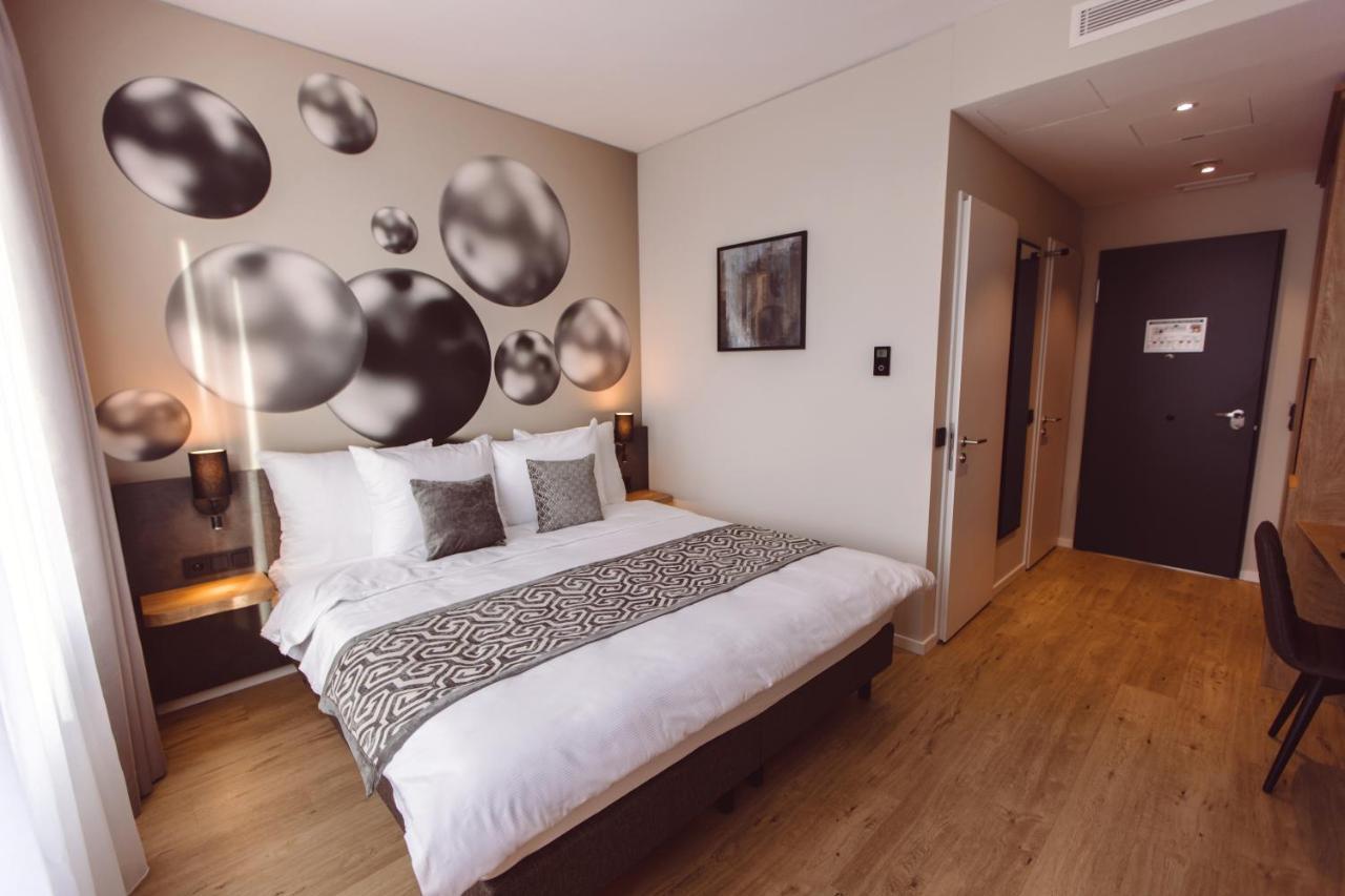 Hotel Libertas Elements Pure Merzhausen Extérieur photo