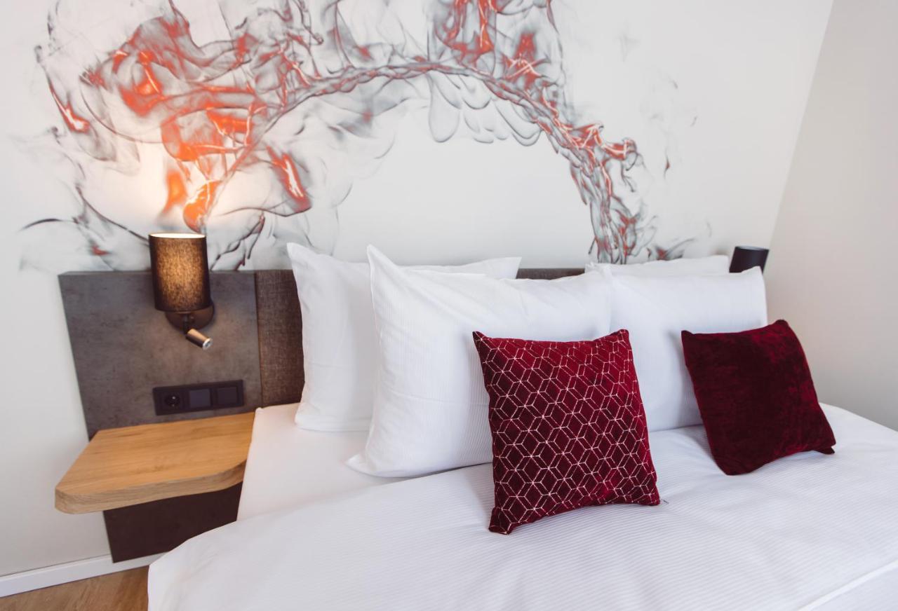 Hotel Libertas Elements Pure Merzhausen Extérieur photo