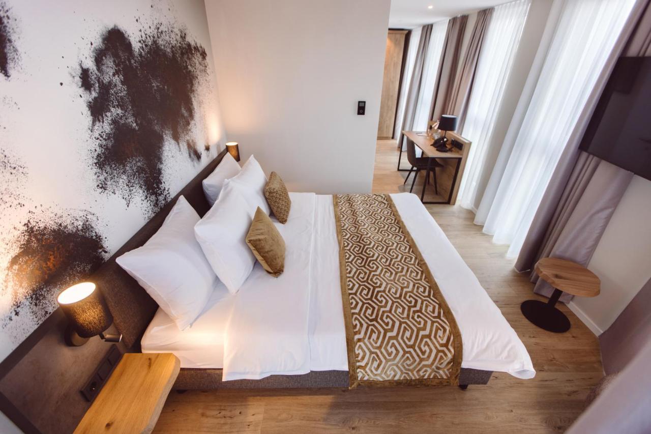 Hotel Libertas Elements Pure Merzhausen Extérieur photo